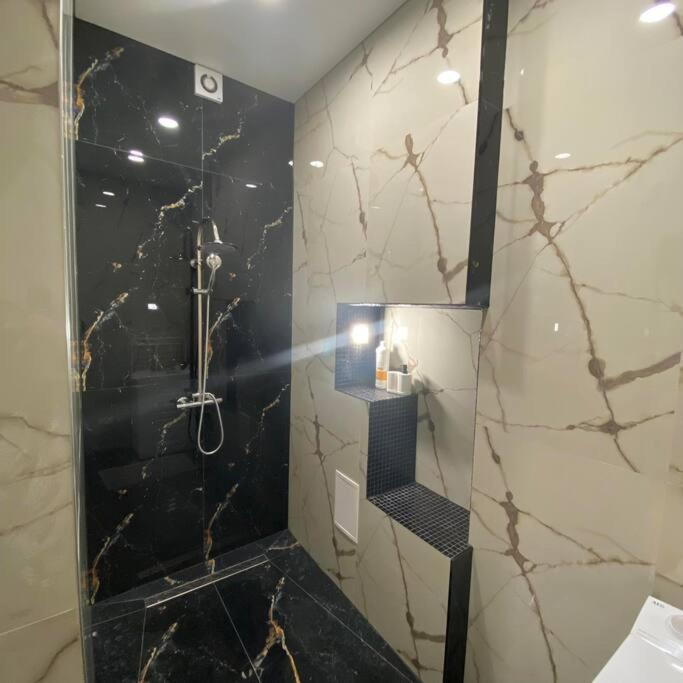 Appartamento Angelu Willos Apartamentai Vilnius Esterno foto